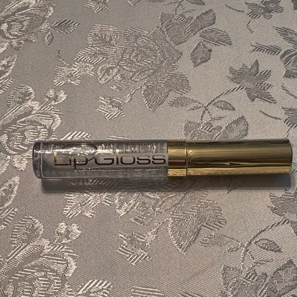 New pour les levres clear lip gloss